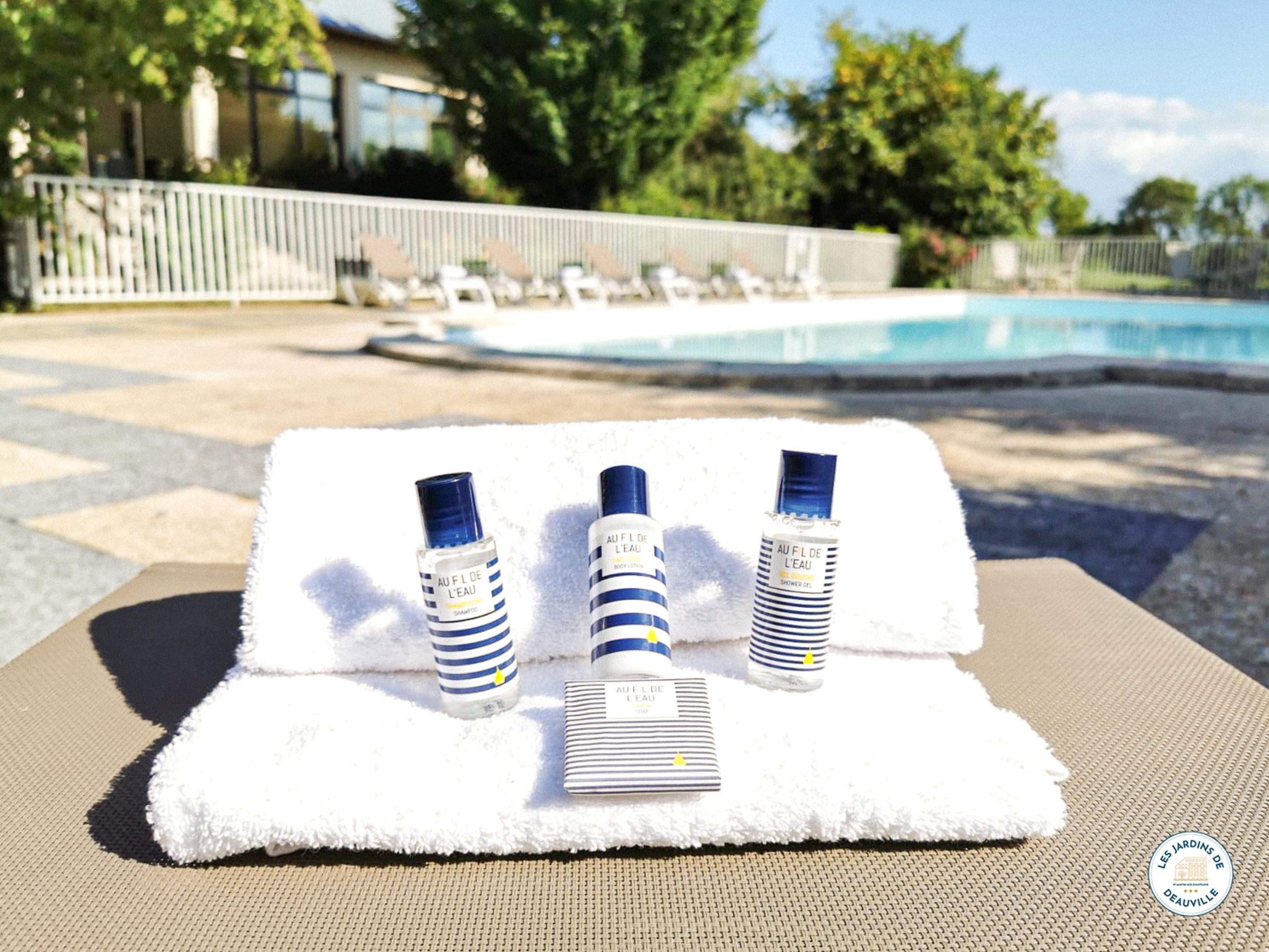 Hotel Les Jardins De Deauville Saint-Martin-aux-Chartrains Eksteriør bilde
